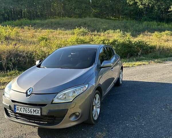Сірий Рено Меган, об'ємом двигуна 1.46 л та пробігом 173 тис. км за 6500 $, фото 22 на Automoto.ua