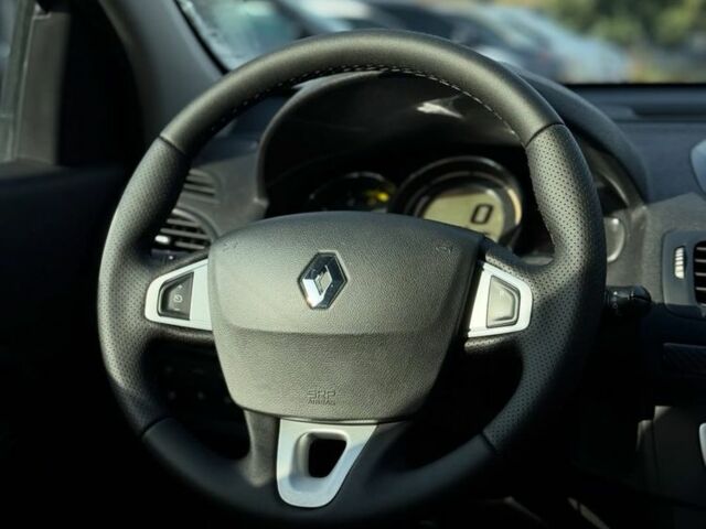 Серый Рено Меган, объемом двигателя 1.5 л и пробегом 237 тыс. км за 7300 $, фото 9 на Automoto.ua