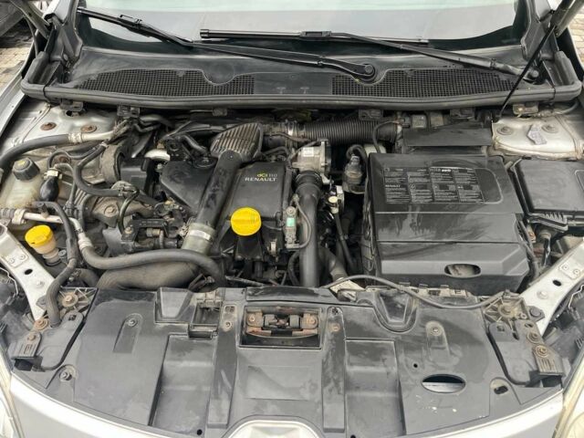 Сірий Рено Меган, об'ємом двигуна 1.5 л та пробігом 360 тис. км за 6900 $, фото 9 на Automoto.ua