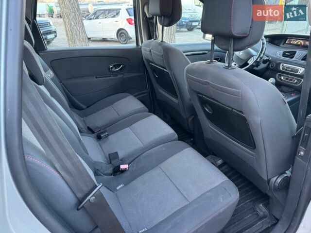 Серый Рено Меган, объемом двигателя 1.46 л и пробегом 278 тыс. км за 7500 $, фото 18 на Automoto.ua