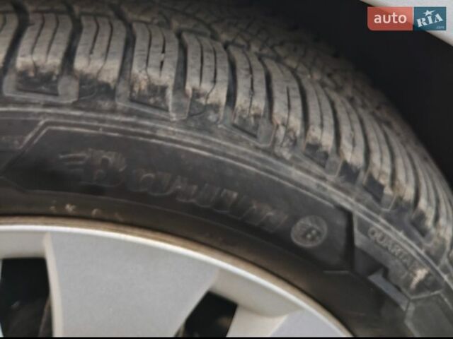 Серый Рено Меган, объемом двигателя 1.46 л и пробегом 242 тыс. км за 6300 $, фото 20 на Automoto.ua