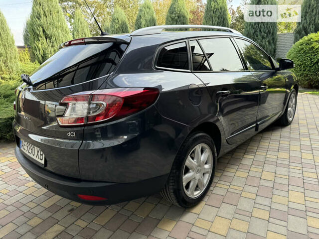 Серый Рено Меган, объемом двигателя 1.46 л и пробегом 202 тыс. км за 8999 $, фото 33 на Automoto.ua