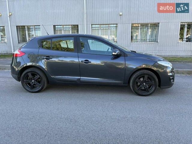 Серый Рено Меган, объемом двигателя 1.6 л и пробегом 214 тыс. км за 7450 $, фото 17 на Automoto.ua