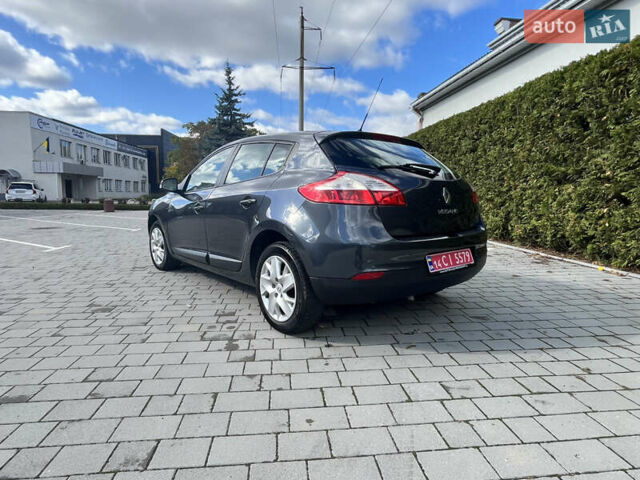 Сірий Рено Меган, об'ємом двигуна 1.6 л та пробігом 188 тис. км за 7300 $, фото 8 на Automoto.ua