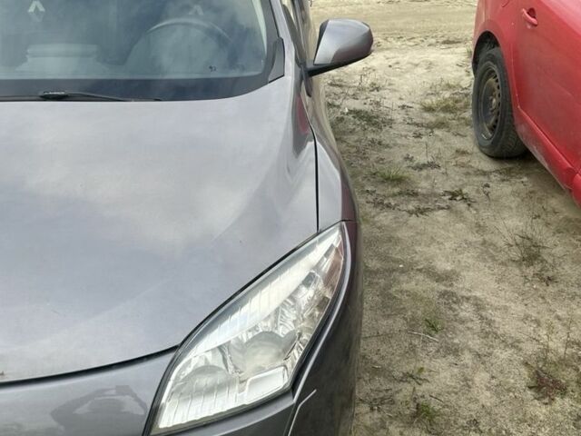 Сірий Рено Меган, об'ємом двигуна 1.5 л та пробігом 327 тис. км за 4005 $, фото 8 на Automoto.ua