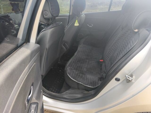 Серый Рено Меган, объемом двигателя 1.5 л и пробегом 278 тыс. км за 6300 $, фото 7 на Automoto.ua