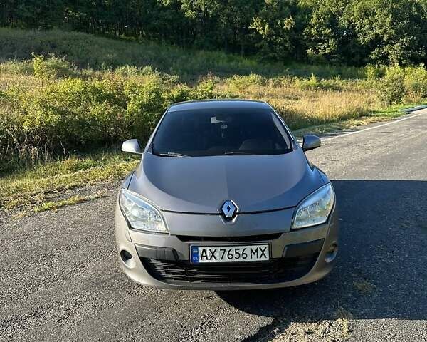 Сірий Рено Меган, об'ємом двигуна 1.46 л та пробігом 173 тис. км за 6500 $, фото 19 на Automoto.ua