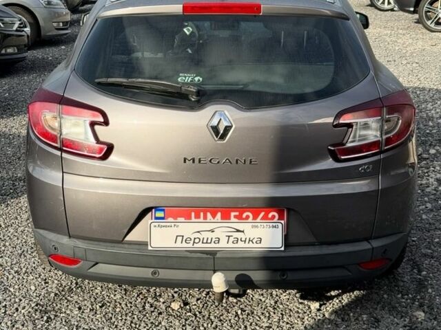 Серый Рено Меган, объемом двигателя 1.5 л и пробегом 237 тыс. км за 7300 $, фото 5 на Automoto.ua