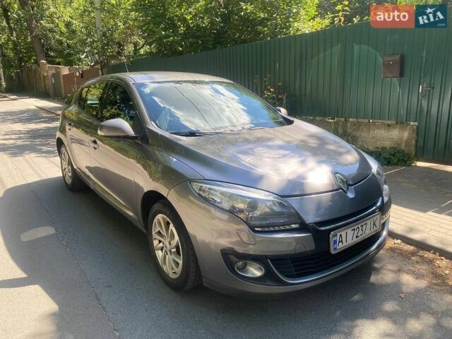 Сірий Рено Меган, об'ємом двигуна 2 л та пробігом 280 тис. км за 9700 $, фото 4 на Automoto.ua