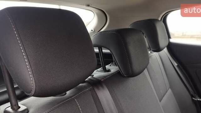 Серый Рено Меган, объемом двигателя 1.6 л и пробегом 190 тыс. км за 6999 $, фото 48 на Automoto.ua