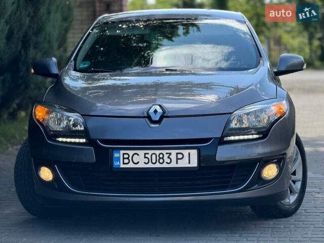 Сірий Рено Меган, об'ємом двигуна 1.5 л та пробігом 266 тис. км за 7950 $, фото 1 на Automoto.ua