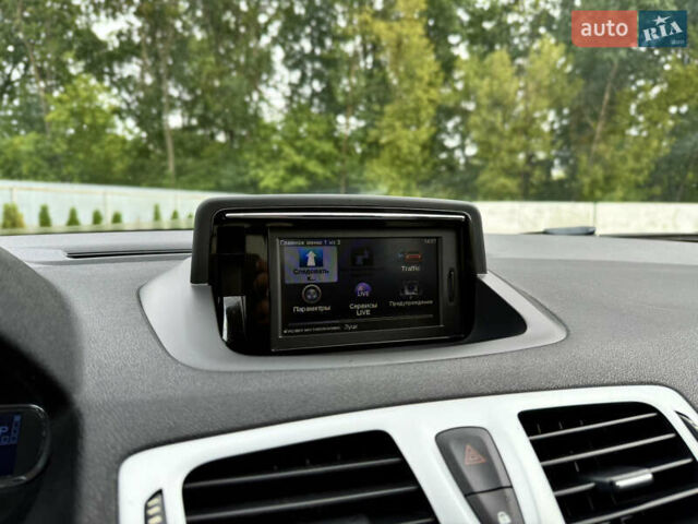 Сірий Рено Меган, об'ємом двигуна 1.5 л та пробігом 198 тис. км за 8599 $, фото 27 на Automoto.ua