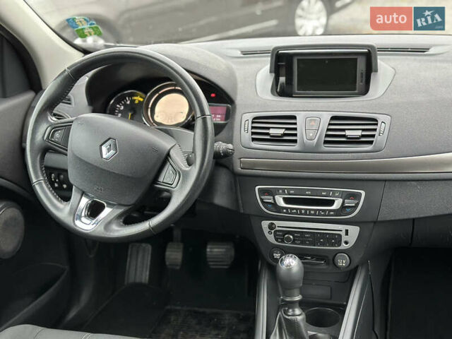 Серый Рено Меган, объемом двигателя 1.5 л и пробегом 193 тыс. км за 8100 $, фото 29 на Automoto.ua