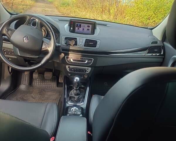 Сірий Рено Меган, об'ємом двигуна 1.5 л та пробігом 259 тис. км за 8500 $, фото 1 на Automoto.ua