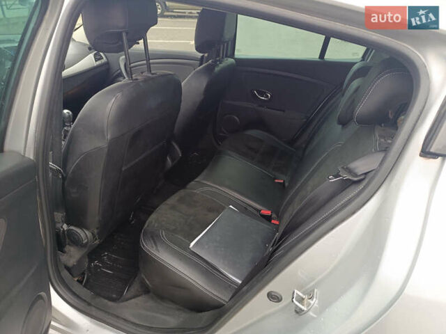 Сірий Рено Меган, об'ємом двигуна 1.2 л та пробігом 224 тис. км за 6900 $, фото 5 на Automoto.ua