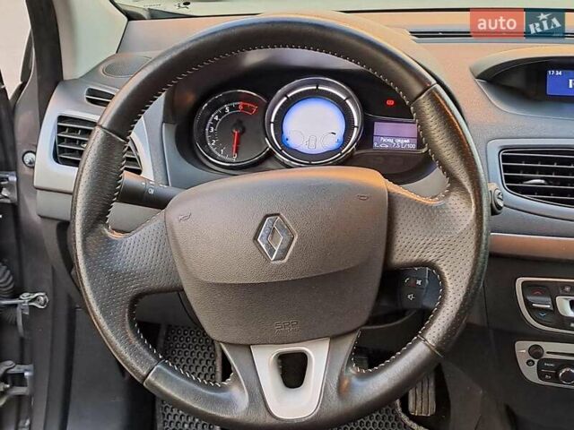 Рено Меган 2013 в Одессе на Automoto.ua Серый Рено Меган, объемом двигателя 1.6 л и пробегом 52 тыс. км за 8990 $, фото 18 на Automoto.ua