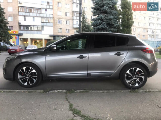 Серый Рено Меган, объемом двигателя 1.46 л и пробегом 400 тыс. км за 6700 $, фото 4 на Automoto.ua