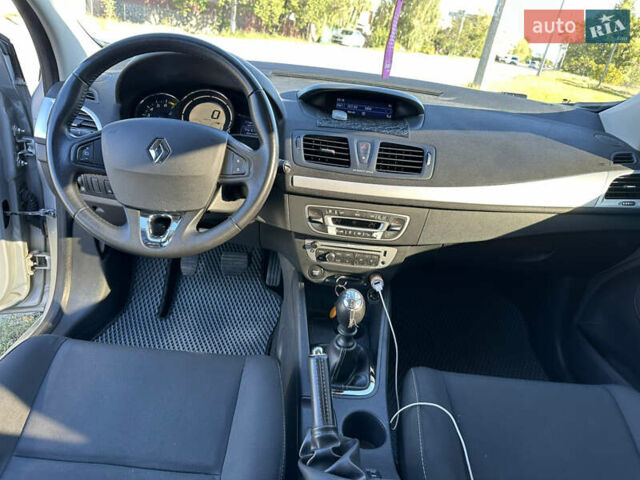 Рено Меган 2013 в Кременчуге на Automoto.ua Серый Рено Меган, объемом двигателя 1.2 л и пробегом 260 тыс. км за 6100 $, фото 14 на Automoto.ua