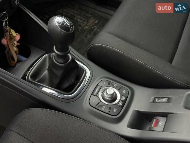 Серый Рено Меган, объемом двигателя 1.2 л и пробегом 92 тыс. км за 6990 $, фото 20 на Automoto.ua