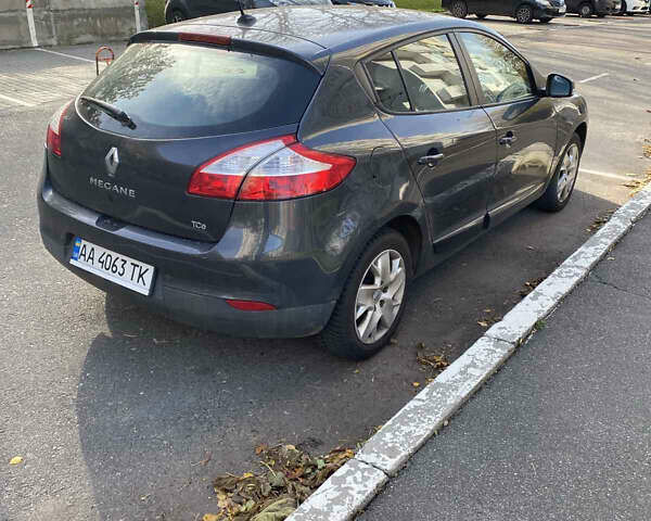 Сірий Рено Меган, об'ємом двигуна 1.2 л та пробігом 165 тис. км за 7200 $, фото 7 на Automoto.ua