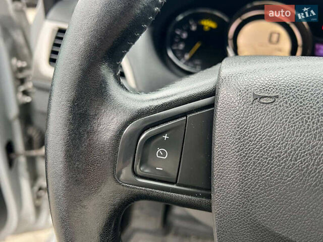 Серый Рено Меган, объемом двигателя 1.5 л и пробегом 228 тыс. км за 7690 $, фото 23 на Automoto.ua