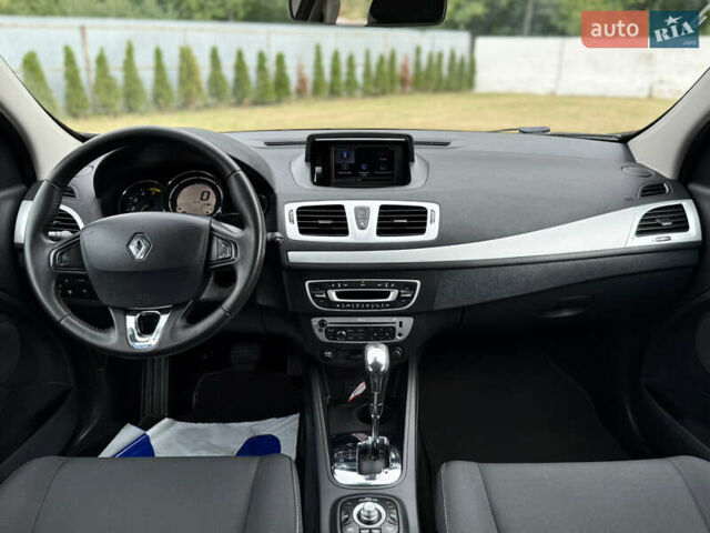 Рено Меган 2013 в Луцке на Automoto.ua Серый Рено Меган, объемом двигателя 1.5 л и пробегом 198 тыс. км за 8699 $, фото 13 на Automoto.ua