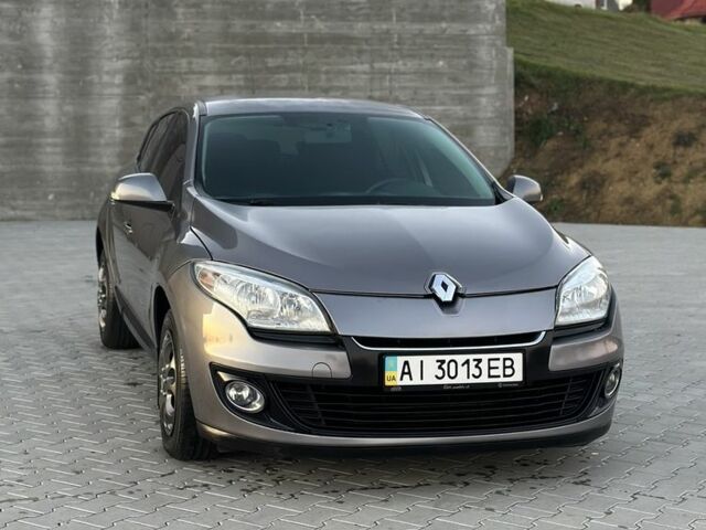 Серый Рено Меган, объемом двигателя 1.5 л и пробегом 276 тыс. км за 6950 $, фото 7 на Automoto.ua