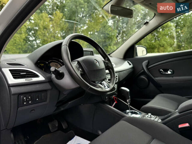 Рено Меган 2013 в Луцке на Automoto.ua Серый Рено Меган, объемом двигателя 1.5 л и пробегом 198 тыс. км за 8699 $, фото 10 на Automoto.ua