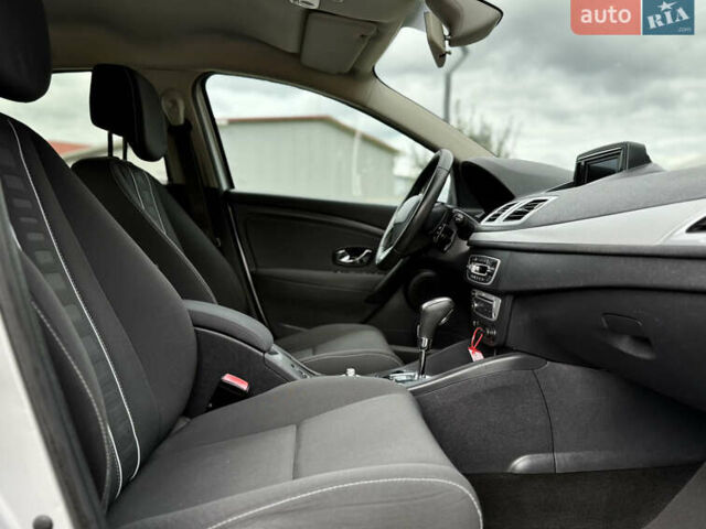 Серый Рено Меган, объемом двигателя 1.5 л и пробегом 198 тыс. км за 8199 $, фото 32 на Automoto.ua