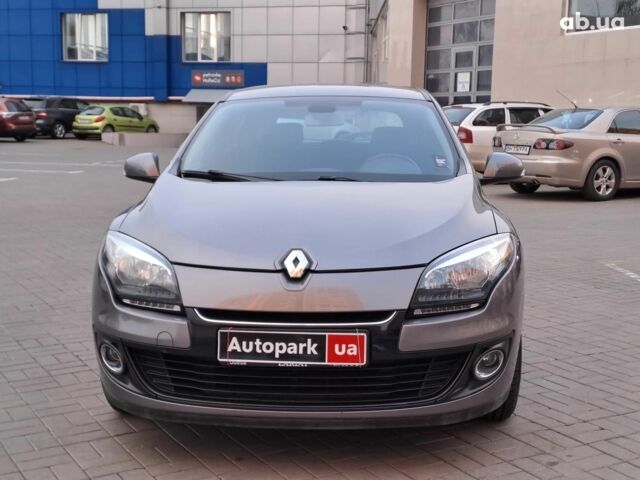 Серый Рено Меган, объемом двигателя 1.6 л и пробегом 52 тыс. км за 8990 $, фото 1 на Automoto.ua