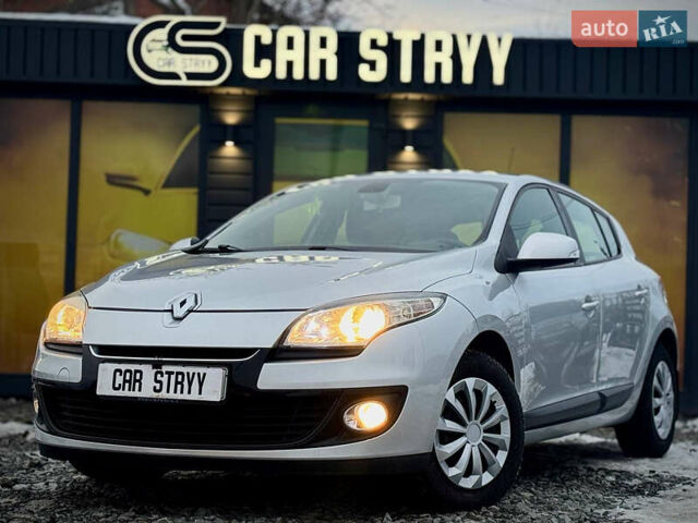 Серый Рено Меган, объемом двигателя 1.5 л и пробегом 249 тыс. км за 6999 $, фото 6 на Automoto.ua