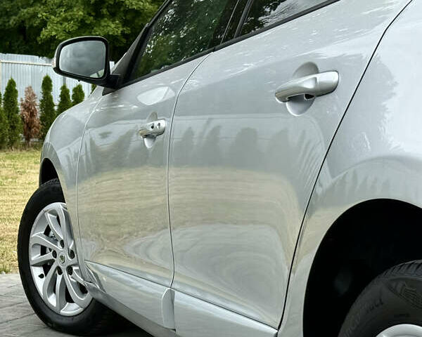 Серый Рено Меган, объемом двигателя 1.5 л и пробегом 198 тыс. км за 8199 $, фото 12 на Automoto.ua