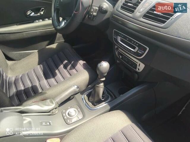 Серый Рено Меган, объемом двигателя 1.5 л и пробегом 226 тыс. км за 8300 $, фото 55 на Automoto.ua