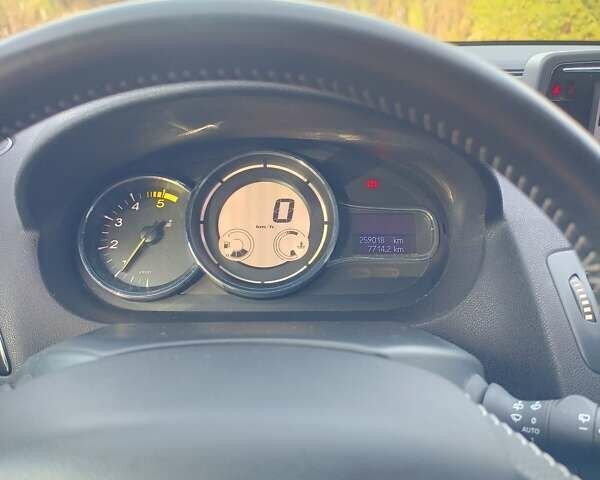 Сірий Рено Меган, об'ємом двигуна 1.5 л та пробігом 259 тис. км за 8500 $, фото 3 на Automoto.ua