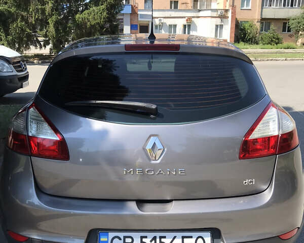 Серый Рено Меган, объемом двигателя 1.46 л и пробегом 400 тыс. км за 6700 $, фото 8 на Automoto.ua