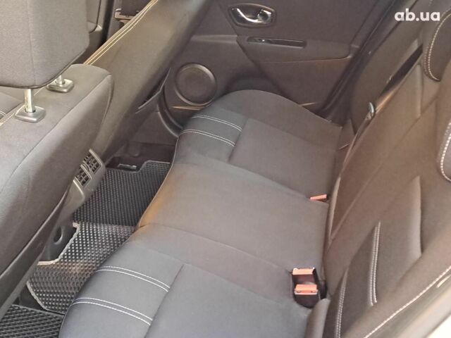 Серый Рено Меган, объемом двигателя 1.6 л и пробегом 52 тыс. км за 8990 $, фото 14 на Automoto.ua