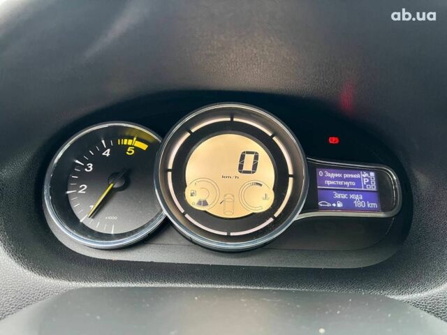 Серый Рено Меган, объемом двигателя 1.5 л и пробегом 228 тыс. км за 7690 $, фото 20 на Automoto.ua