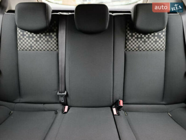 Серый Рено Меган, объемом двигателя 1.5 л и пробегом 207 тыс. км за 7700 $, фото 16 на Automoto.ua