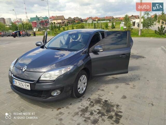 Серый Рено Меган, объемом двигателя 1.5 л и пробегом 226 тыс. км за 8300 $, фото 43 на Automoto.ua