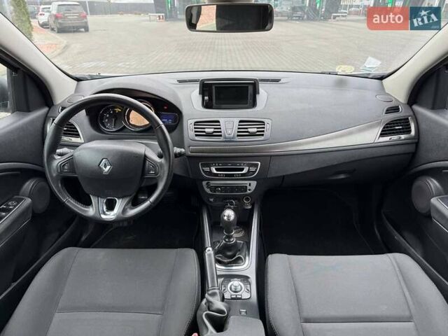 Серый Рено Меган, объемом двигателя 1.5 л и пробегом 237 тыс. км за 7550 $, фото 39 на Automoto.ua