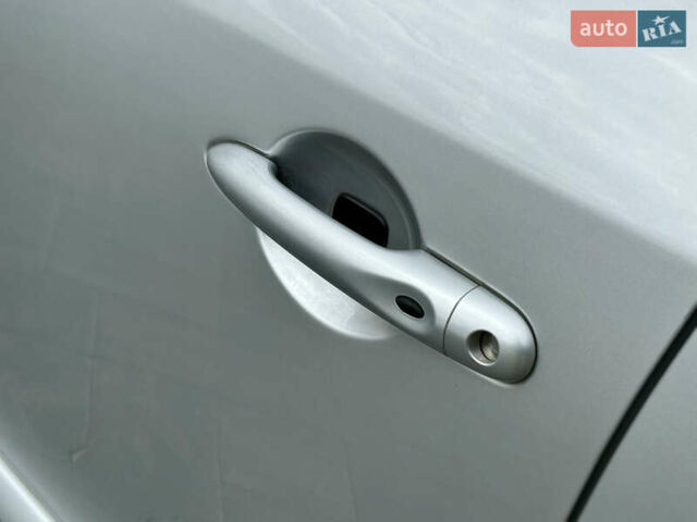 Серый Рено Меган, объемом двигателя 1.5 л и пробегом 198 тыс. км за 8499 $, фото 15 на Automoto.ua