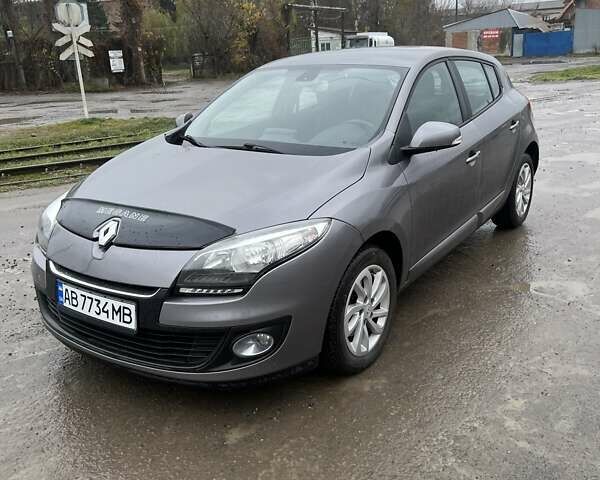 Серый Рено Меган, объемом двигателя 1.5 л и пробегом 207 тыс. км за 8700 $, фото 3 на Automoto.ua