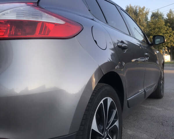 Серый Рено Меган, объемом двигателя 1.46 л и пробегом 400 тыс. км за 6700 $, фото 6 на Automoto.ua