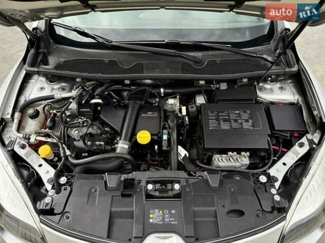 Сірий Рено Меган, об'ємом двигуна 1.5 л та пробігом 198 тис. км за 8599 $, фото 39 на Automoto.ua