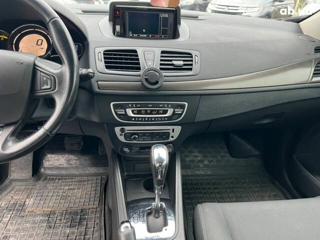 Серый Рено Меган, объемом двигателя 1.5 л и пробегом 228 тыс. км за 7690 $, фото 27 на Automoto.ua