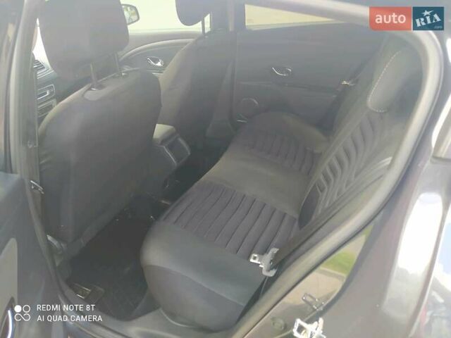 Серый Рено Меган, объемом двигателя 1.5 л и пробегом 226 тыс. км за 8300 $, фото 54 на Automoto.ua