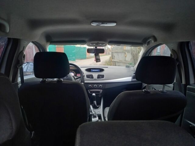 Серый Рено Меган, объемом двигателя 1.6 л и пробегом 275 тыс. км за 5300 $, фото 7 на Automoto.ua