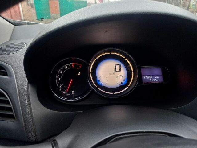 Серый Рено Меган, объемом двигателя 1.6 л и пробегом 275 тыс. км за 5300 $, фото 6 на Automoto.ua