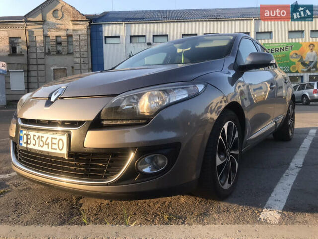 Серый Рено Меган, объемом двигателя 1.46 л и пробегом 400 тыс. км за 6700 $, фото 2 на Automoto.ua