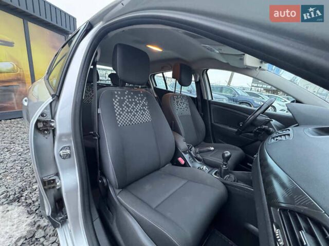 Серый Рено Меган, объемом двигателя 1.5 л и пробегом 249 тыс. км за 6999 $, фото 25 на Automoto.ua